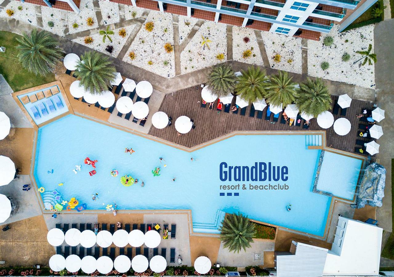 Grandblue Resort & Beachclub Mae Phim Esterno foto