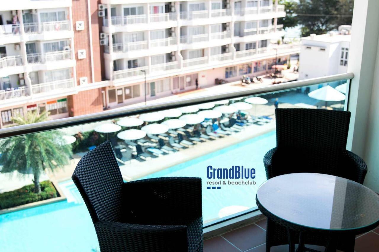 Grandblue Resort & Beachclub Mae Phim Esterno foto